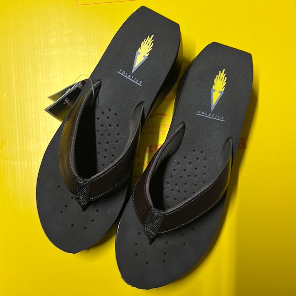 Volatile wedge sandal